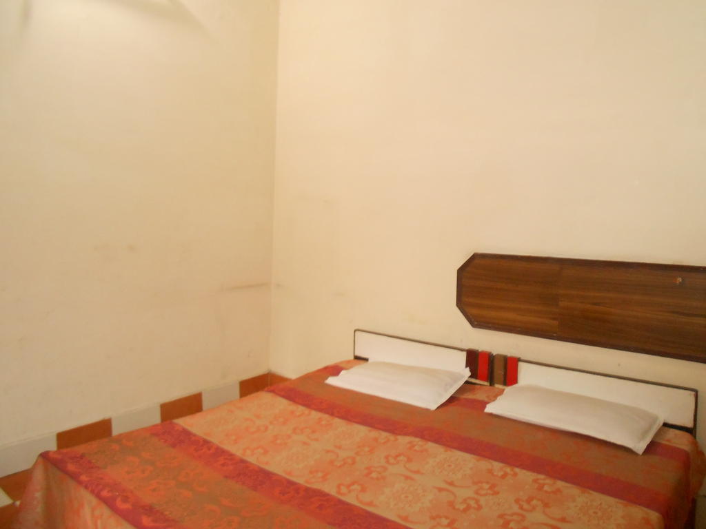 Gaurav Guest House Mathura Pokój zdjęcie
